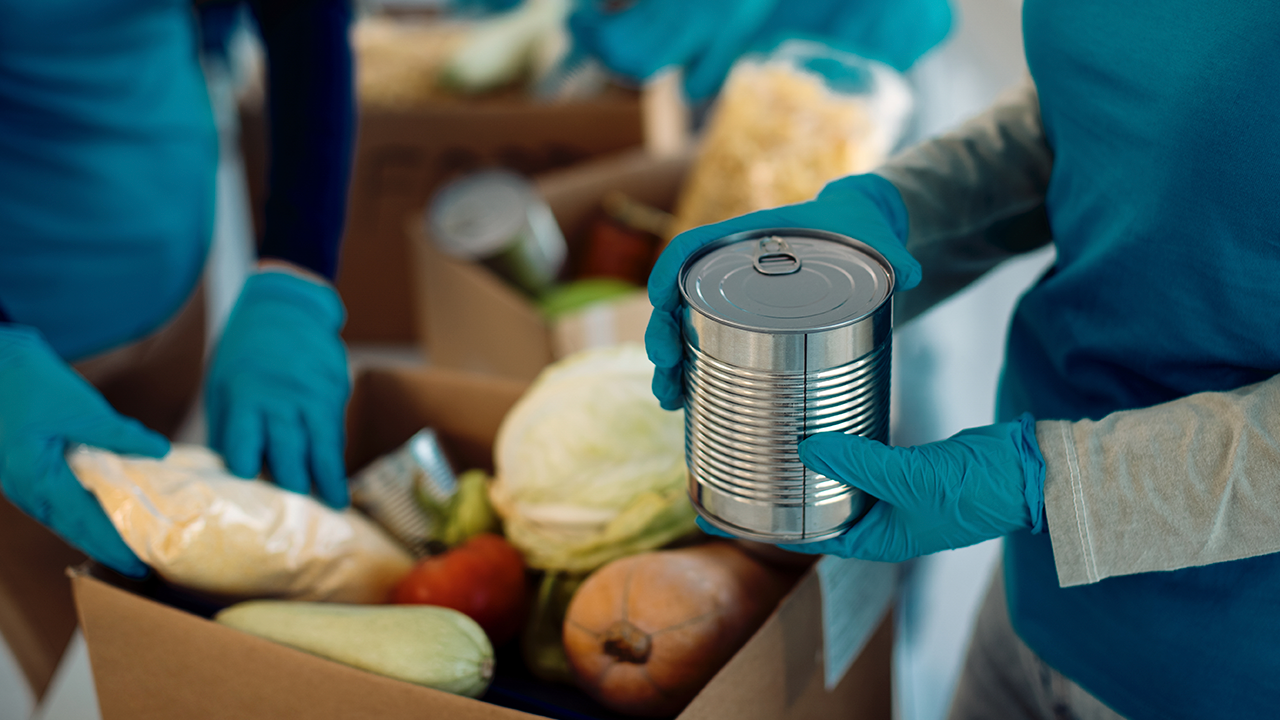 Bancos de alimentos: la red invisible que combate el hambre